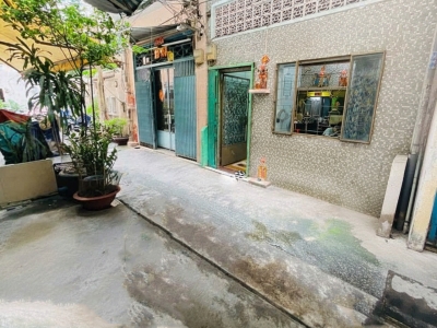 D1733 ⚡️ Giảm 800tr! Nhà trọ 11P sát cầu Ông Lãnh Q1, 30tr/th, 5.2x16m, 22.x tỷ x nhỏ