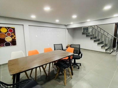 Bán nhà Mặt tiền Lý Phục Man, Quận 7 gần KCX Tân Thuận, 116m2(4.3x28) 3 tầng , chỉ 18.8 tỷ