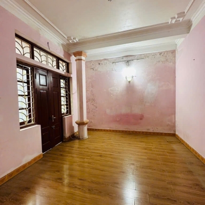 Siêu phẩm Hoàng Mai – Hoàng Văn Thụ 72m², nhà đẹp 4 tầng, ô tô đỗ cổng, giá tốt 10.5 tỷ! lh 0817606560