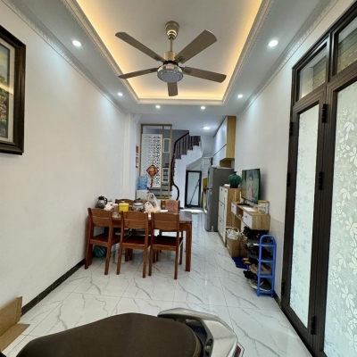 Bán nhà phố MInh Khai, vài bước ra ô tô, sát phố Minh Khai, DT 30m2, nhỉnh 7 tỷ