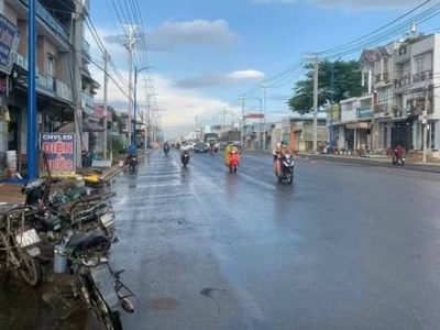 Bán nhà mặt tiền 9,5x25m giá 15,99 tỷ Đường Đặng Thúc Vịnh