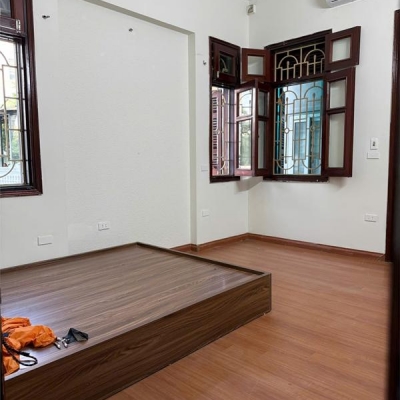 Chính chủ cho thuê phòng trọ 32 ngõ 317 Hoàng Hoa Thám, DT 25m2, giá 5tr5/ tháng