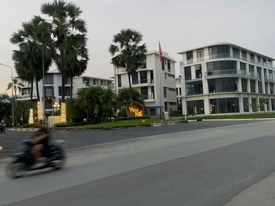 BÁN NHÀ 3 TẦNG GẦN KHU BIỆT THỰ VILLA PARK – ĐƯỜNG BƯNG ÔNG THOÀN
