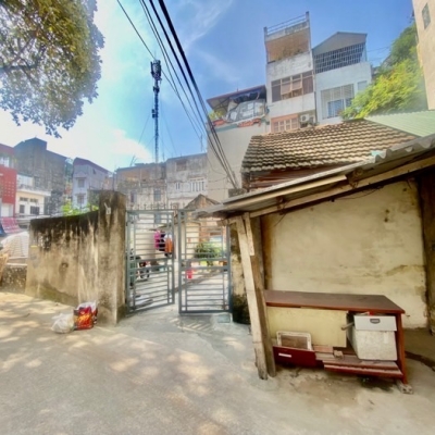 Chủ cần bán gấp - đất vàng Ba Đình,ô tô đỗ cổng, 156m  mặt tiền 11m chỉ 21.8 tỷ