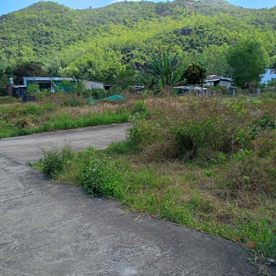 Lô Đất Góc 2 Mặt Tiền Đường Ngang Rộng 14m Gần Sân Golf Diamond Bay Nha Trang Giá chỉ 3ty8