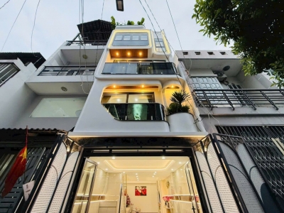 Nhà hẻm 81/6/4 Huỳnh Văn Nghệ, Phường An Hội Tây (Phường 12, Gò Vấp), HCM, Hẻm 4m, 4,05x12,1m, Cn 49,2 m2, trệt lửng 3 lầu, ST trước sau, 3PN, 1P Spa, Full nội thất, 8,6 tỷ TL