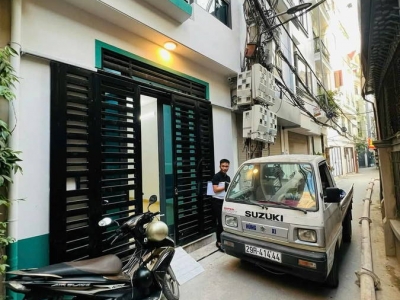 BÁN NHÀ LẠC LONG QUÂN, TÂY HỒ. 50M2 5 TẦNG MT 4M GIÁ 12 TỶ- NGÕ THÔNG HAI ĐẦU - Ô TÔ ĐỖ CỬA - AN SINH CỰC ĐỈNH - DÂN TRÍ CỰC CAO