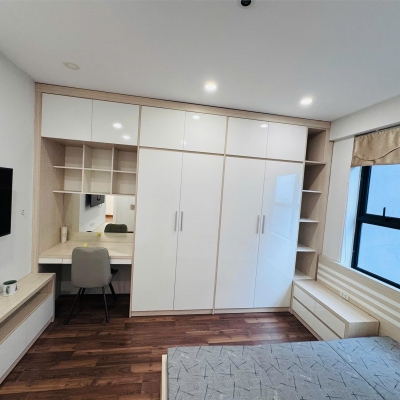 Căn hộ có ban công, thoáng sáng, phù hợp gia đình trẻ hoặc để ở lâu dài tại goldmark city 136 hồ tùng mậu