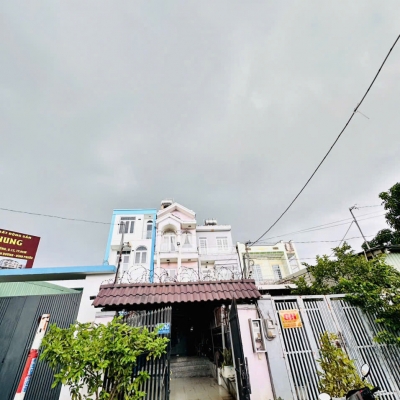 NHÀ MẶT TIỀN SÔNG MÁT MẺ, 6X20M 3 LẦU, GẦN SÔNG SÀI GÒN THƠ MỘNG