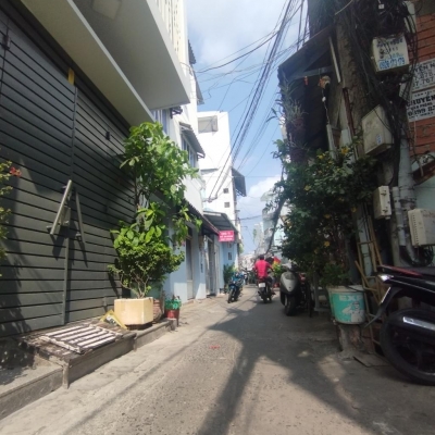 CẦN BÁN GẤP TRONG TUẦN, NHÀ DƯƠNG BÁ TRẠC P2Q8 DT: 57.8M2, 2 TẦNG, 4PN, 3WC. CHỈ 5.5 TỶ.
