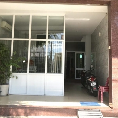 Cho thuê mặt bằng đường 30/4 tpvt, góc đông dân cư