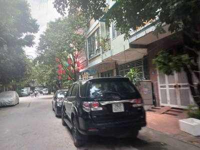 NHÀ TRUNG TÂM PHỐ CỔ HÀ ĐÔNG – Ô TÔ CÁCH 1 NHÀ – Ở SƯỚNG