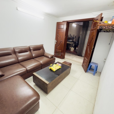 Bán nhà tập thể Ngô Thì Nhậm HBT cũ 82m2 2 ngủ 1wc chỉ nhỉnh 4,5x tỷ ô tô