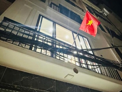 BÁN NHÀ LẠC LONG QUÂN, GARA Ô TÔ, NHÀ ĐẸP DÂN XÂY, NỘI THẤT SANG XỊN – 45M2, 5T, NHỈNH 17 TỶ