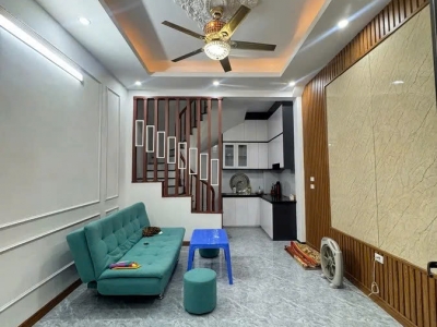 Bán Nhà Vĩnh Hưng 25/28 m2. 5 tầng. mặt tiền 3.75m giá 5.8 tỷ Hoàng Mai Hà Nội