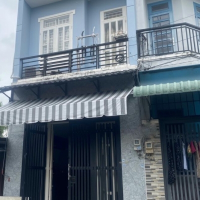 MẶT TIỀN GIÁ HẺM - GIÁP TÂN PHÚ - NGAY CHỢ GÒ XOÀI - NHÀ MỚI ĐẸP 2 TẦNG - 50M CHỈ 3.X