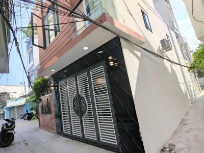 BÁN NHÀ MỚI CĂN GÓC 2 TẦNG TTTP HẺM Ô TÔ ĐƯỜNG QUỐC TUẤN P.TÂN TIẾN