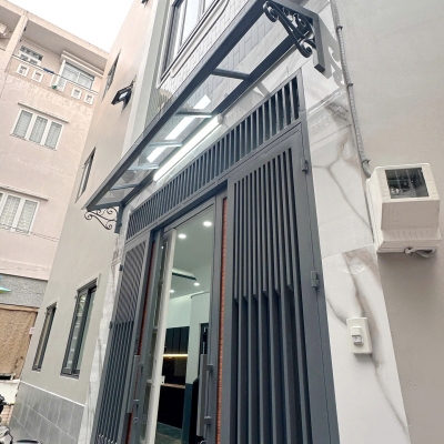 2 lầu ST/4PN Dương Bá Trạc P.Hưng Phú (P1Q8)