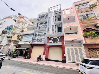QUẬN 3: CHÍNH CHỦ 0938676685 BÁN NHÀ 5 TẦNG MẶT TIỀN BẦN CỜ, P.BÀN CỜ- DT ĐẸP 4,1M*16M VUÔNG ĐẸP- VỊ TRÍ KINH DOANH ĐA NGÀNH KHAI THÁC DÒNG TIỀN TỐT
