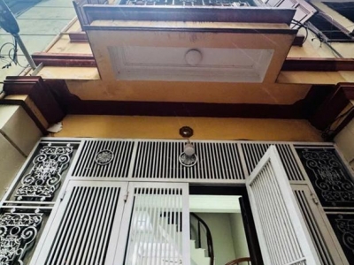 BÁN NHÀ ĐƯỜNG LÁNG, NHÀ ĐẸP DÂN XÂY, GẦN PHỐ - 39M2, 5T, 8.5 TỶ