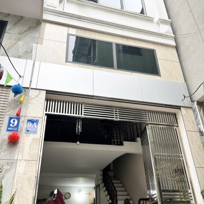 Bán nhà Bằng B Hoàng Liệt, 40.5m² x 5 tầng, ô tô vào nhà, cách đường lớn 30m