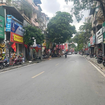 Bán nhà mặt phố Hoàng Văn Thá chỉ hơn 300tr/mi vỉa hè rộng kinh doanh sầm uất - Lô góc 83m 32 tỷ