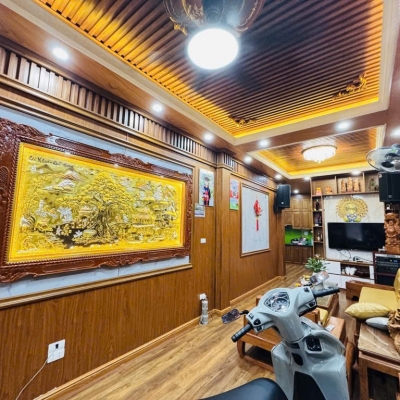 PHÚ LƯƠNG HĐÔNG _50M 5 TẦNG _VỊ TRÍ ĐẮC ĐỊA GẦN CÁC TRƯỜNG ĐẠI HỌC _ NHỈNH 6 TỶ SẴN Ở