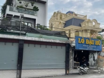 Bán nhằ mặt tiền 3 tầng 10x20m giá 14,8 tỷ Đường Tân Xuân