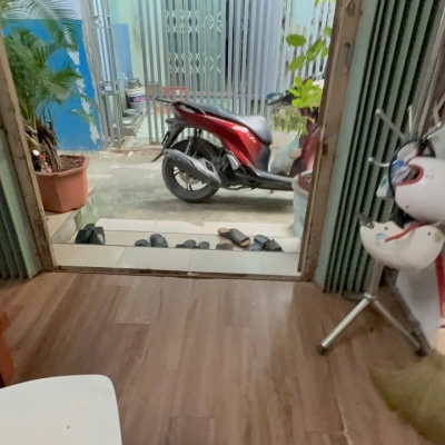 ♪ Nhà kiệt rộng gần Lê Độ, 20m2, gác lửng, 1.xx tỷ