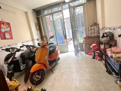 Nhà gần Q1, Q5 Dạ Nam P2Q8, Giá : 5.28 Tỷ (T/L)