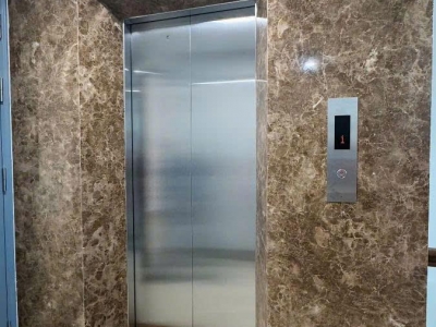 BÁN BUILDING MẶT PHỐ HOÀNG VĂN THÁI 120Mx8T,MT6M - DT 1,5 TỶ/NĂM - HOÀN CÔNG, PCCC ĐẦY ĐỦ