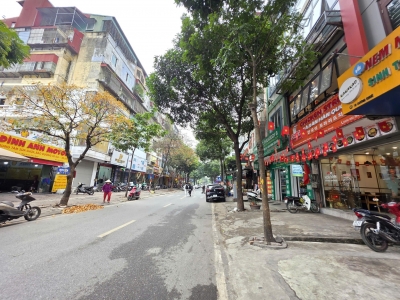 BÁN NHÀ DƯƠNG KHUÊ - HẠ CHÀO HƠN 4 TỶ – CẦU GIẤY ????
???? Phân lô đẹp – ô tô tránh – vài bước ra phố