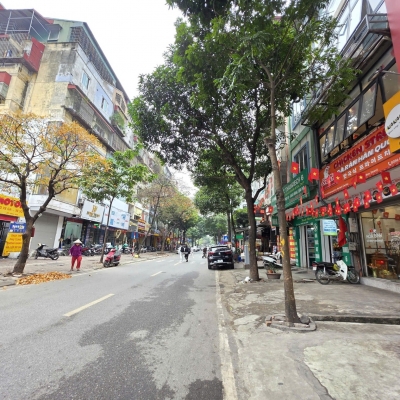 BÁN NHÀ DƯƠNG KHUÊ - HẠ CHÀO HƠN 4 TỶ – CẦU GIẤY ????
???? Phân lô đẹp – ô tô tránh – vài bước ra phố