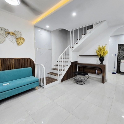 ♥ Nhà Kiệt 3m sát MT Trần Quý Cáp, Thạch Thang, 28m2, 2 tầng cứng đẹp, 2.6x tỷ