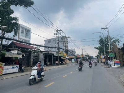 Bán nhà mặt tiền 1 tệt 2 lầu 4,5x34m giá 13,9 tỷ Đường Nguyễn Ảnh Thủ