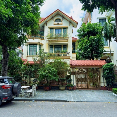 Bán biệt thự phố Trung Yên - Trung Hoà - 140m2- MT:11m - 63 tỷ