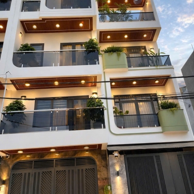 Bán nhà mặt tiền 1 trệt 1 lửng 2 lầu 5x20m giá 5,8 tỷ Đường Phạm Thị Tôm