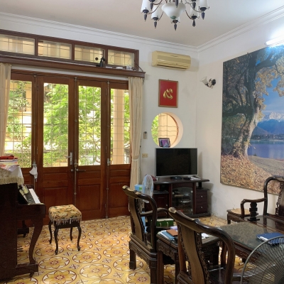 Bán nhà Lê Thánh Tông, 35m2, 4 tầng, mặt tiền 3.3m, nhỉnh 14 tỷ, ngõ rộng thoáng, tiện ích ngập tràn
