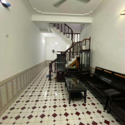 Cho thuê nhà riêng ngõ 169 Định Công, 50m2, 3 tầng, 3 ngủ, 3 vệ sinh, 11tr5