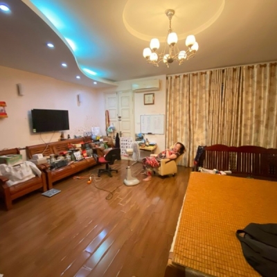 Duy nhất 1 căn Chính Kinh Thanh Xuân- Gần Royal City  - 44mx3 tầng - 3 ngủ - ngõ rộng - 10.9 tỷ lh 00817606560