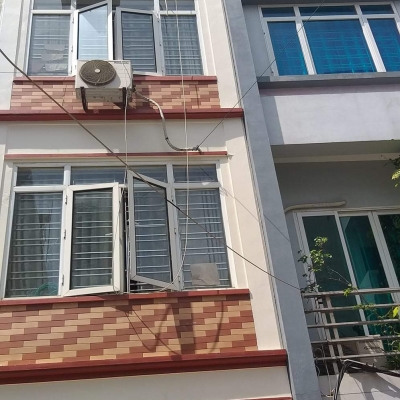 TRUNG TÂM HỌC VIÊN TÀI CHÍNH - DT42M2 - 5 TẦNG - GIẤ 6.7 TỶ - MẶT PHỐ KINH DOANH SẦM UẤT
