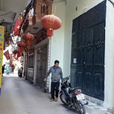 Cho thuê nhà Ngõ 1 Bùi Xương Trạch 3 tầng x 60m2, 2 ngủ, 3 WC, 9 Triệu KD kết hợp ở
