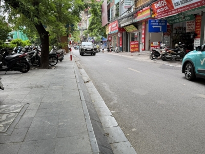 BÁN NHÀ MẶT PHỐ NGUYỄN HUY TƯỞNG, THANH XUÂN TRUNG, THANH XUÂN, DIỆN TÍCH 60M2, 2 Ô TÔ TRÁNH NHAU, GIÁ CHỈ 13,5 TỶ
