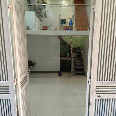 Cho thuê nhà ngõ Khâm Thiên, 18m² x 4 tầng, 3 ngủ, giá 8 triệu