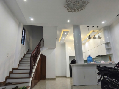 # MT đường 7.5m Thanh Khê, 60m2 ngang 6m, 3 mê đúc, 4PN, sạch đẹp, 5.xx tỷ