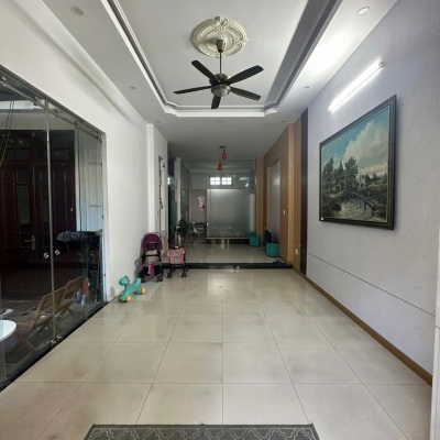 MẶT TIỀN KINH DOANH ĐƯỜNG 33m SÂN BAY ĐÀ NẴNG 300m2 sử dụng CHỈ 11 TỶ NHỈNH