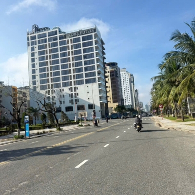 Mặt tiền Trần Quang Khải