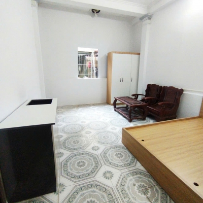 Cho thuê căn hộ tầng 3 phố Trường Chinh 50m2, 2 ngủ, 1 vệ sinh, 7.5 Triệu/th