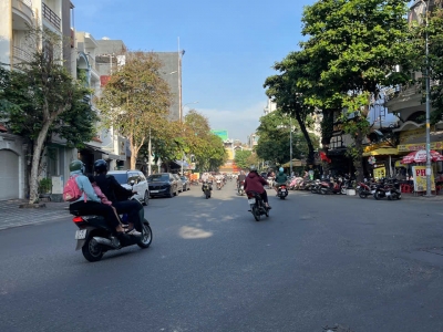 Bán gấp nhà Mặt Tiền Diệp Minh Châu, ngay góc Tân Sơn Nhì sầm uất – Giá chỉ 10.5 tỷ TL