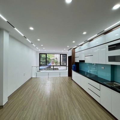 Bán nhà Chu Huy Mân 45m 6 tầng MT4.1m thang máy 10m ra ô tô nhỉnh 9 tỷ